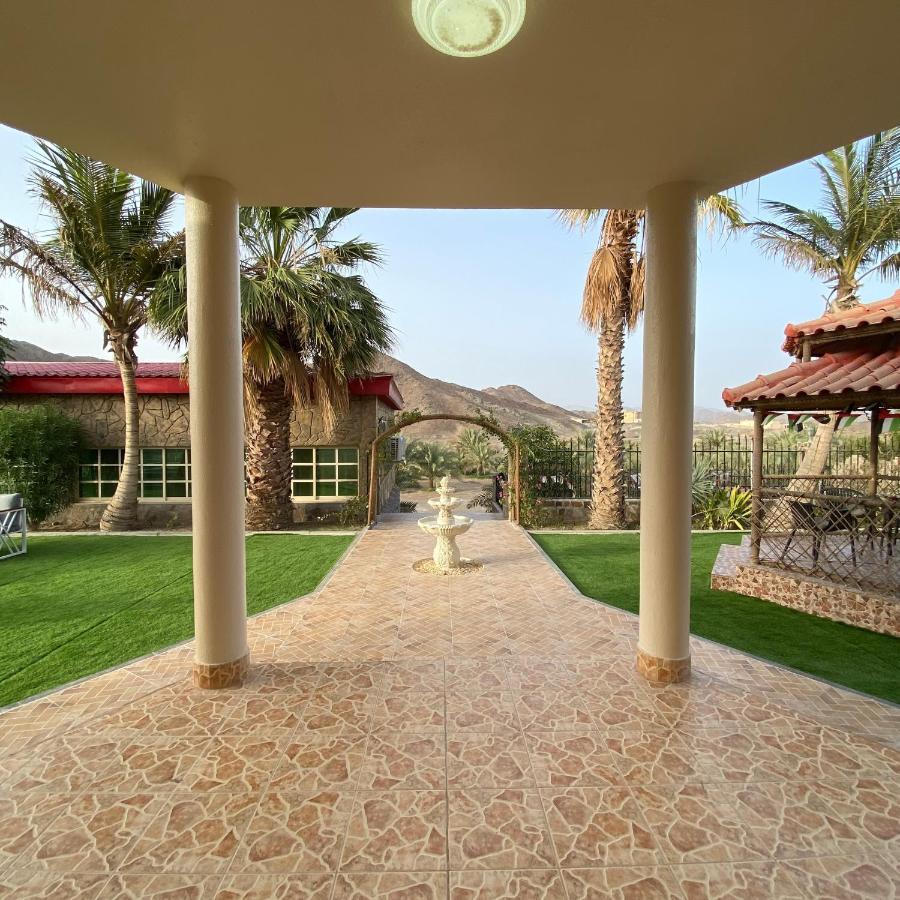 Вилла Uae Farm Qur Экстерьер фото